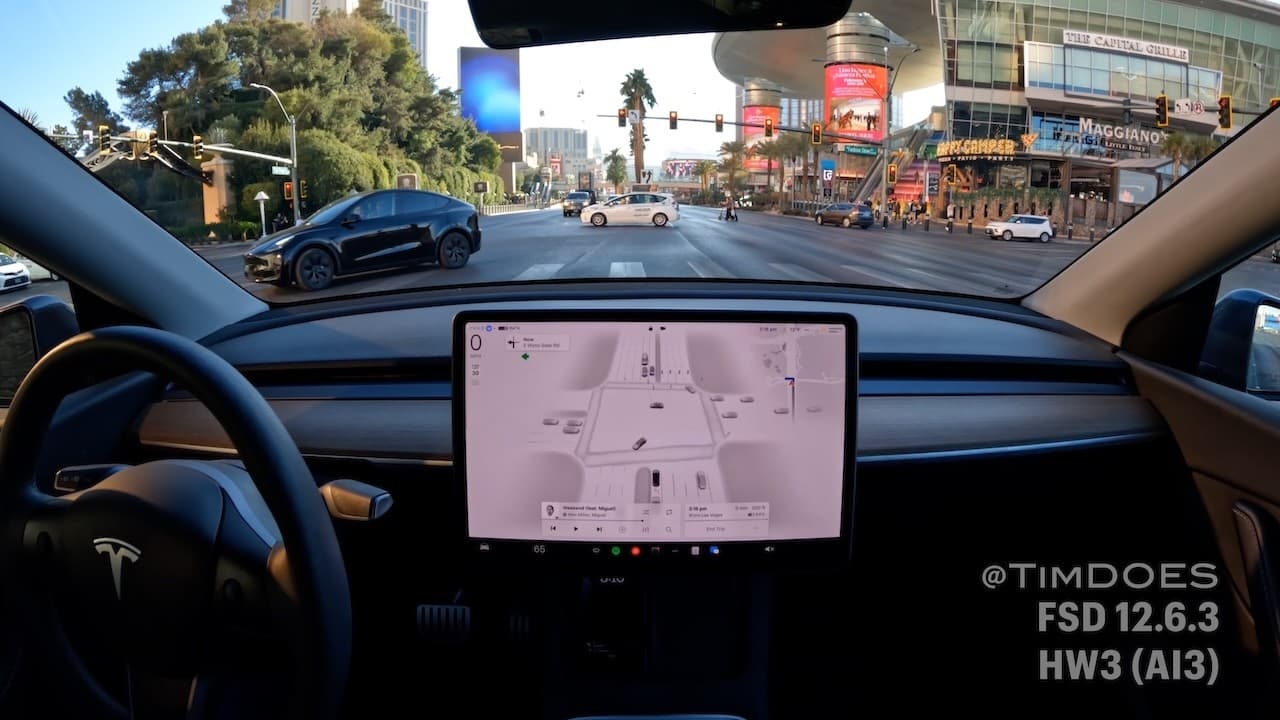 FSD 12.6.3 - 1 Hour on the Las Vegas Strip