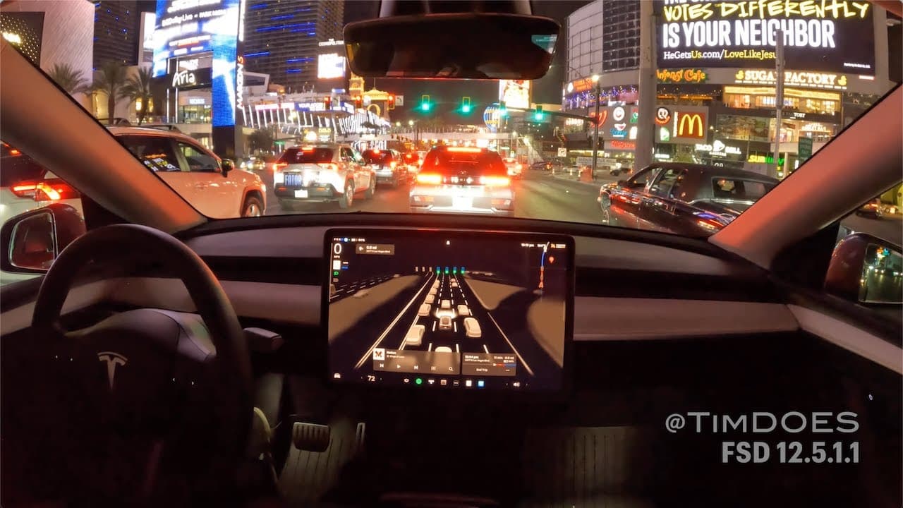 FSD 12.5.1.1 Conquers the Las Vegas Strip with Zero Human Interventions
